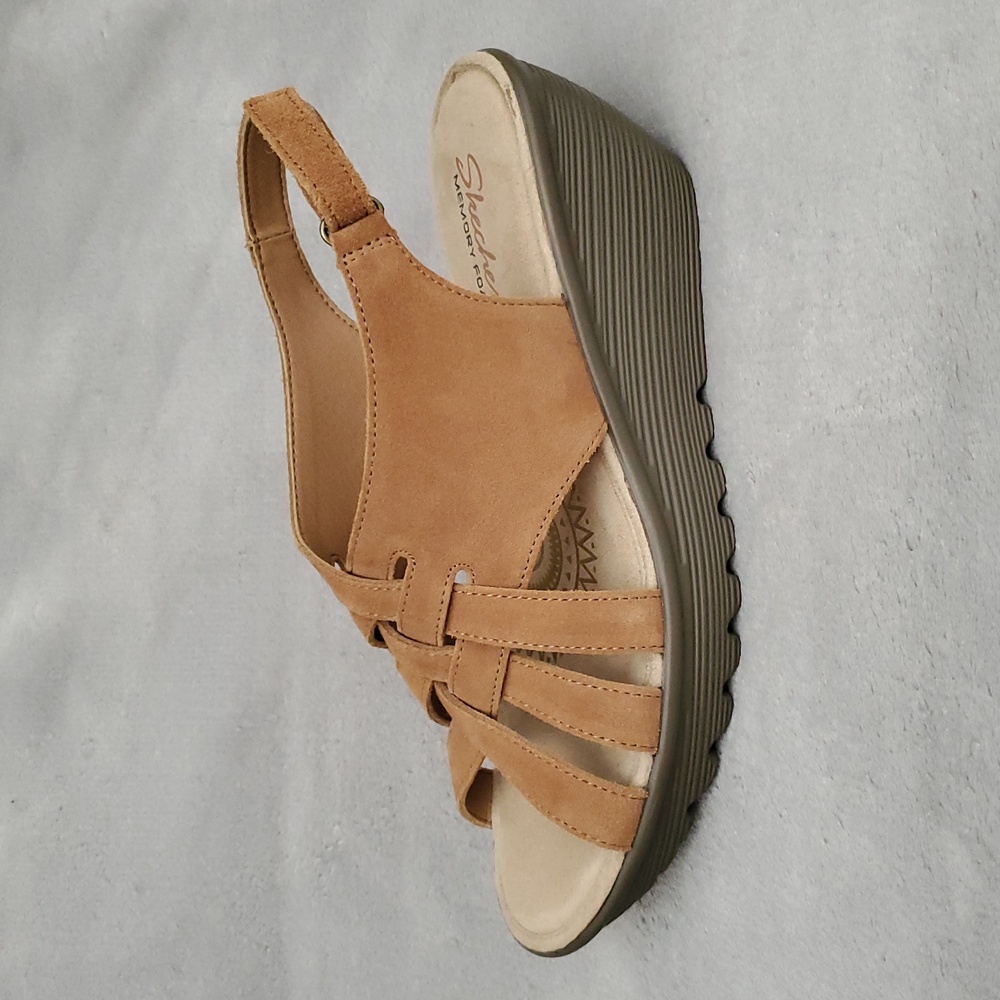 🆕️ SKECHERS Camel Suede Leather Memory Foam Slingback Wedge Sandals SIZE: 11